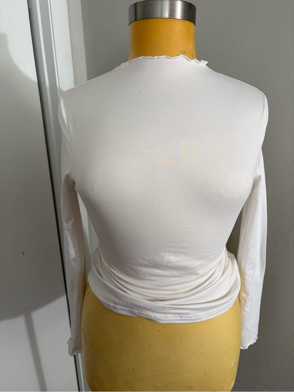 SHEIN White Long Sleeve Lettuce Edge Crewneck Top